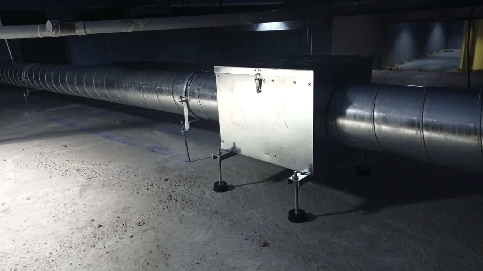 Trabajo Realizado Climatización de garita control autobus en el aeropuerto malaga