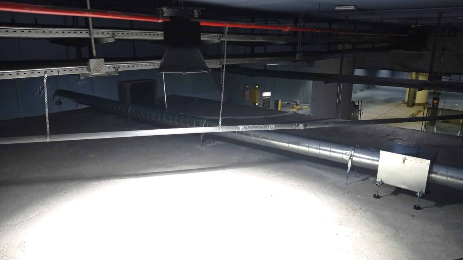 Trabajo Realizado Climatización de garita control autobus en el aeropuerto malaga