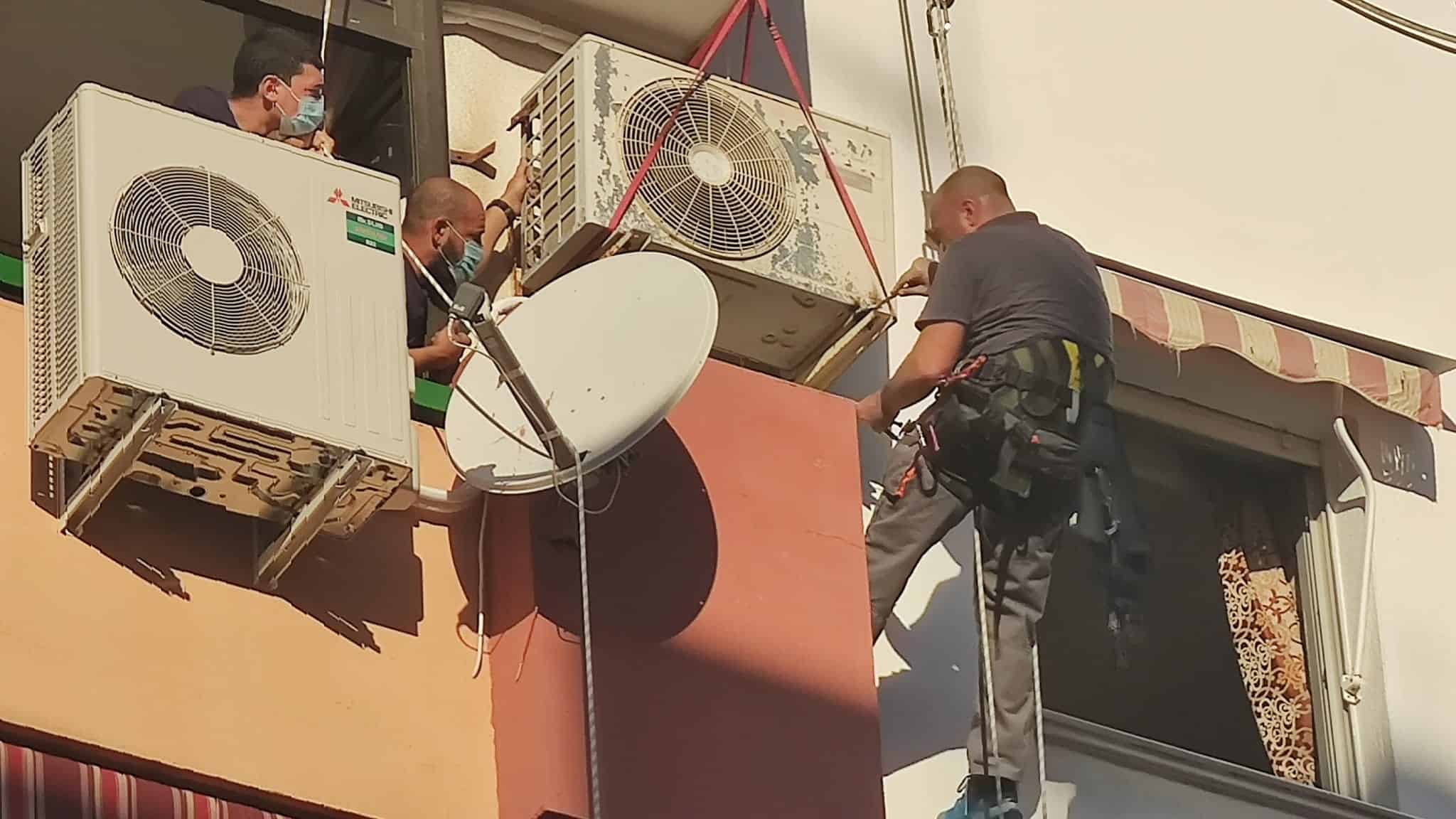 Desmontaje Aire acondicionado con trabajos verticales